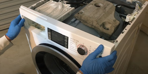 Ремонт стиральных машин Whirlpool в Павловском Посаде – сервис от Мастер24, цены от 2032 руб